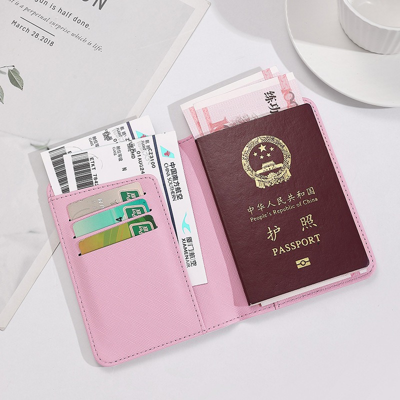 Hello Kitty Women Passport Cov - Tech Accessories For Travel ulasan dan harga